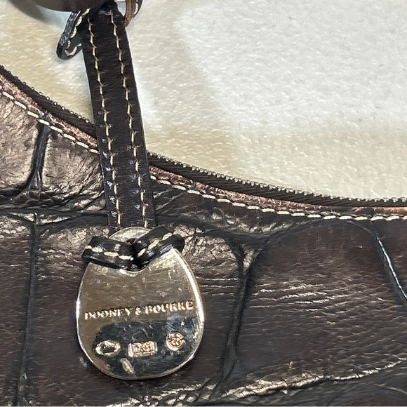 Dooney & Bourke Croc Embossed Leather shoulder Bag Matching Wallet & Dust Cover - Picture 11 of 16